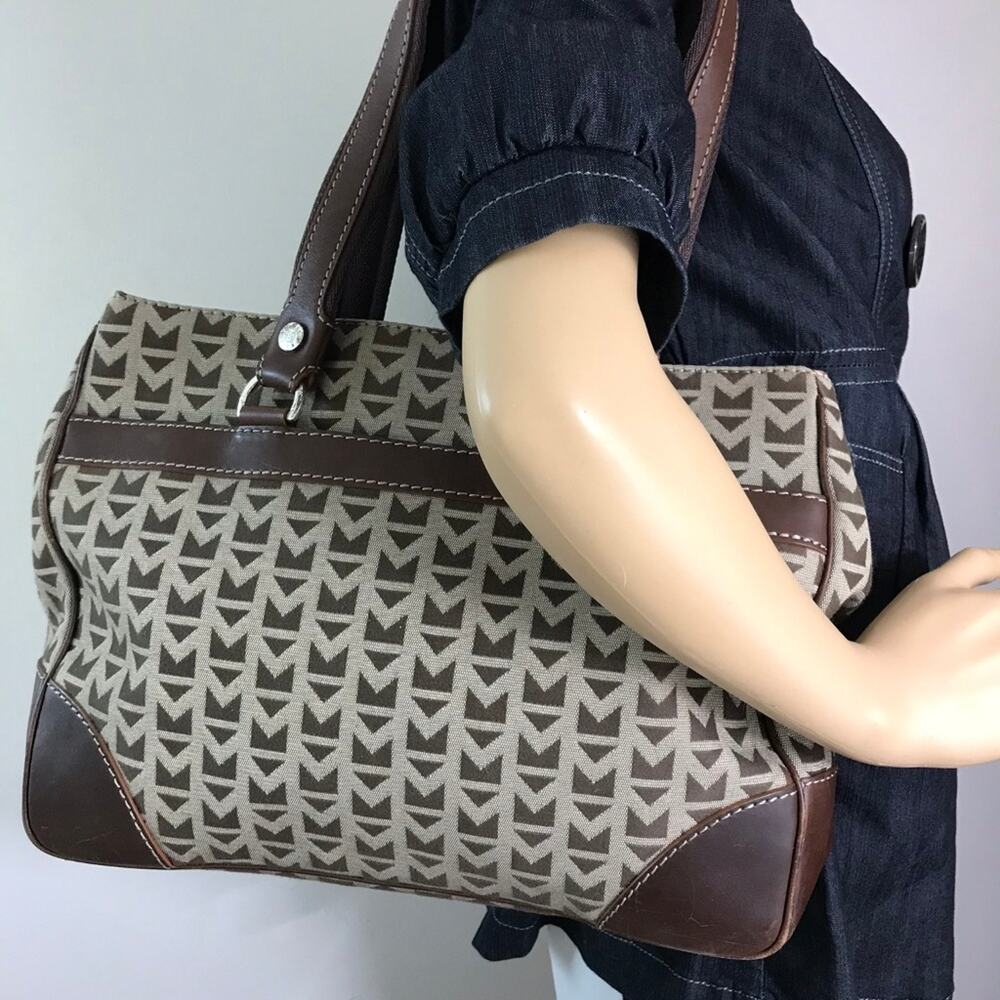 Michael Kors Large Jacquard Fabric Tote Bag - Picture 5 of 8